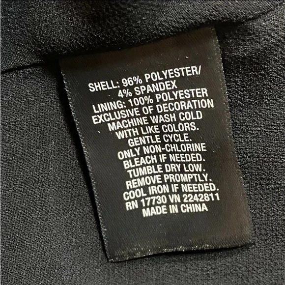 🌟🔥 BOGO Sale🔥🌟 Mossimo Black Cold Shoulder Ruffle Sleeve Shift Dress- Sz XXL - Picture 8 of 10